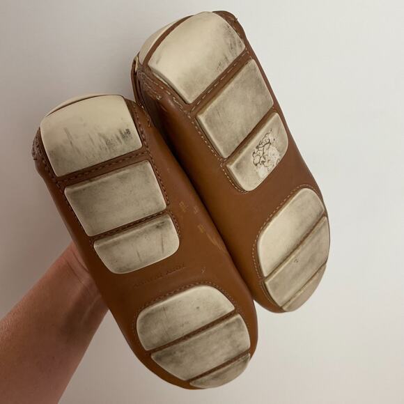 Tory Burch Tan Leather Quiet Luxury Preppy Driving Loafers Moccasins Flats 6.5 - Picture 6 of 11
